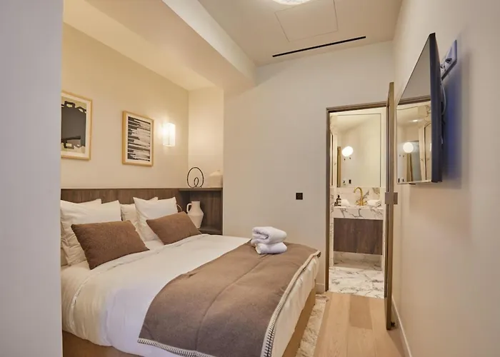 Bouloi - Louvre Palais-royal פריז